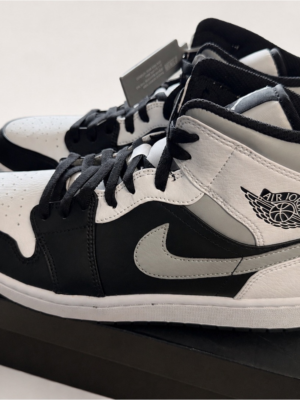Nike Air Jordan 1 Mid White Shadow Black Grey Men’s Size 11